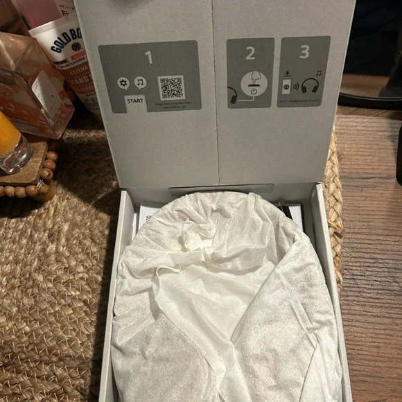 Sony WH-CH520 Over-Ear Headphones - Cream - Picture 6 of 7